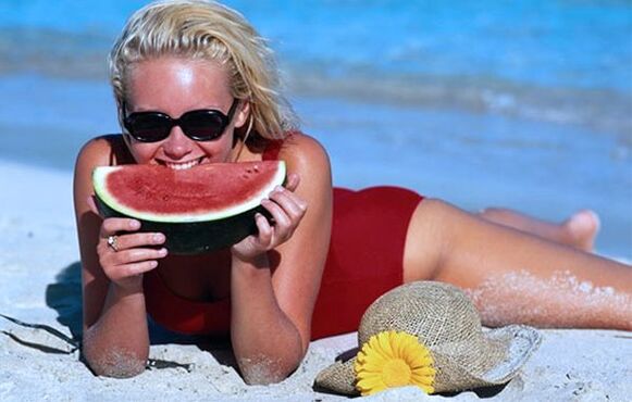 La dieta de la sandía se observa mejor en un caluroso día de verano. 